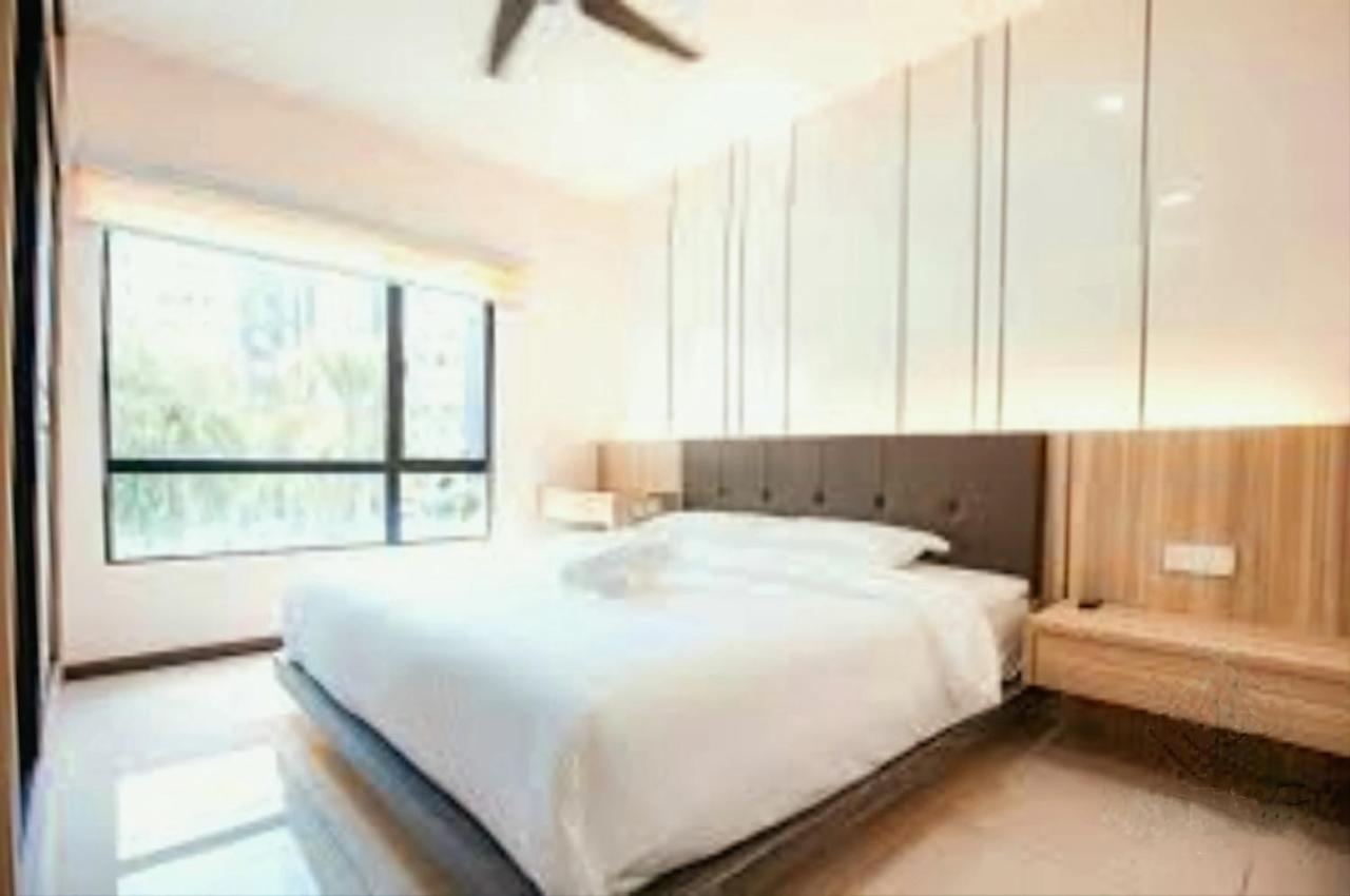 Pangsapuri Waterpark Manhattan 3br 8pax Vacation By Empire