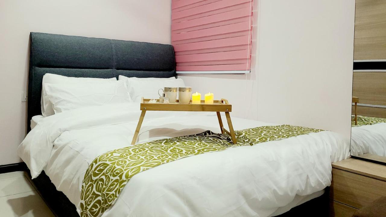 Waterpark Manhattan 3br 8pax Vacation By Empire
