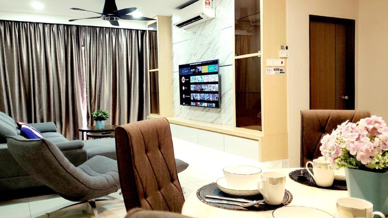 Waterpark Manhattan 3br 8pax Vacation By Empire Pangsapuri Ipoh