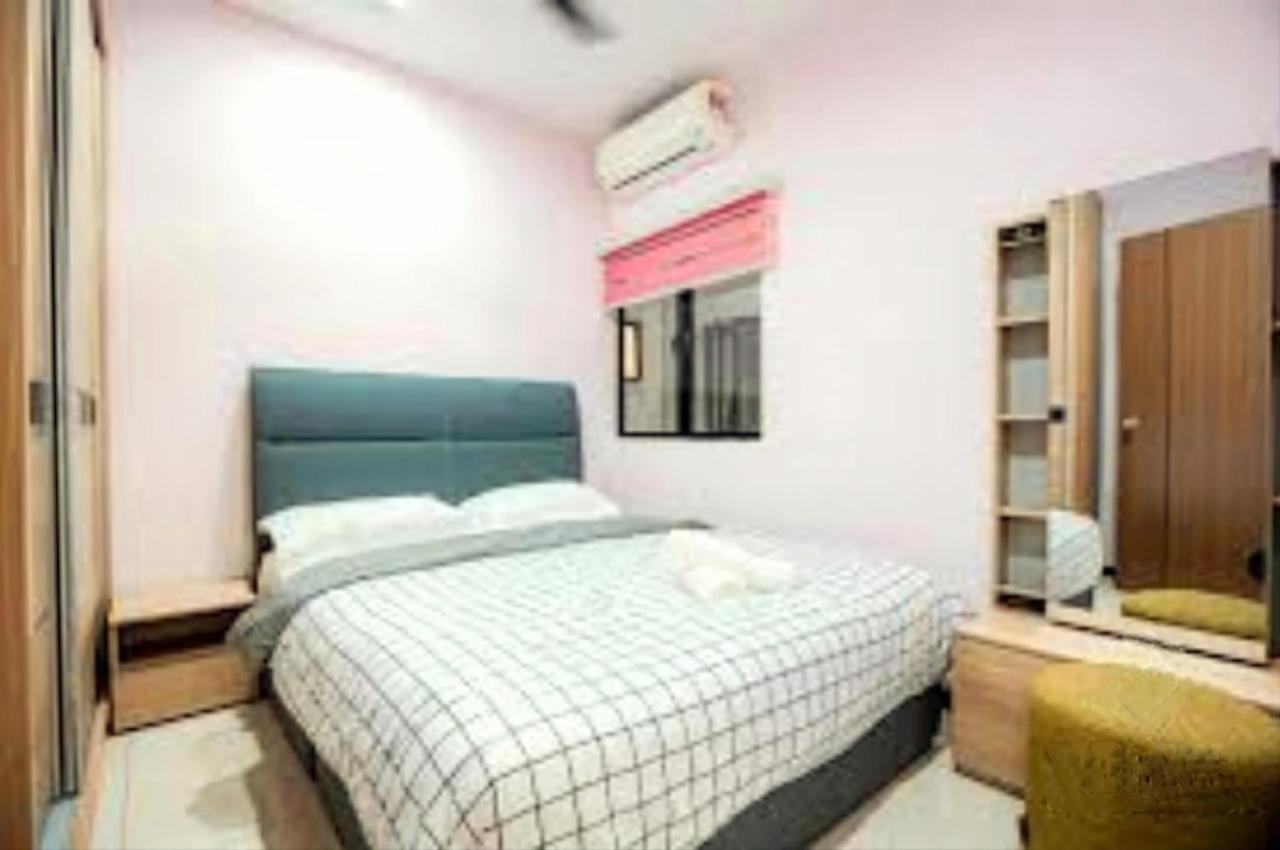 Waterpark Manhattan 3br 8pax Vacation By Empire Pangsapuri
